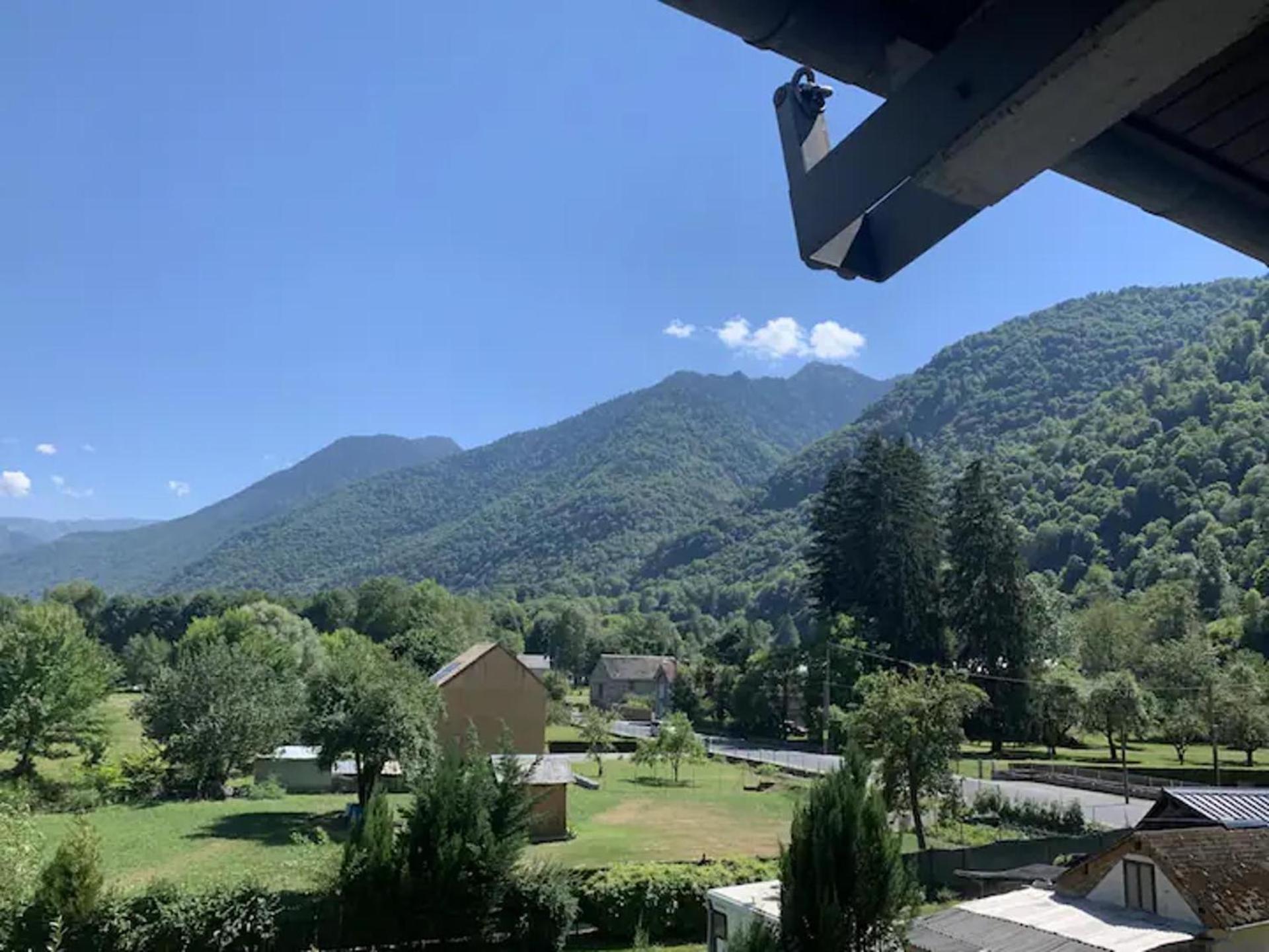 Mountain View 2 Bedroom Apartment Saint Beat Lez Екстериор снимка