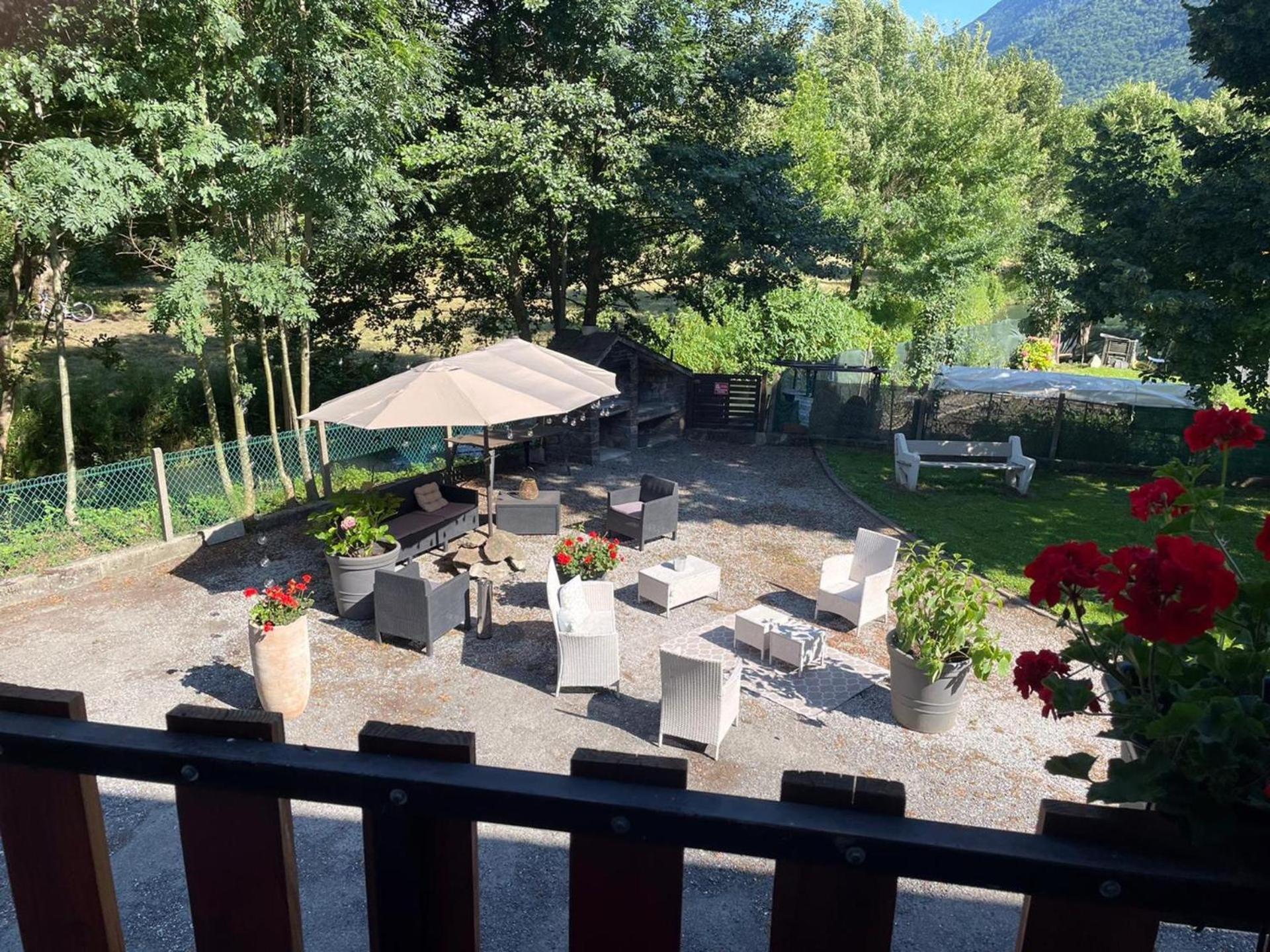 Mountain View 2 Bedroom Apartment Saint Beat Lez Екстериор снимка